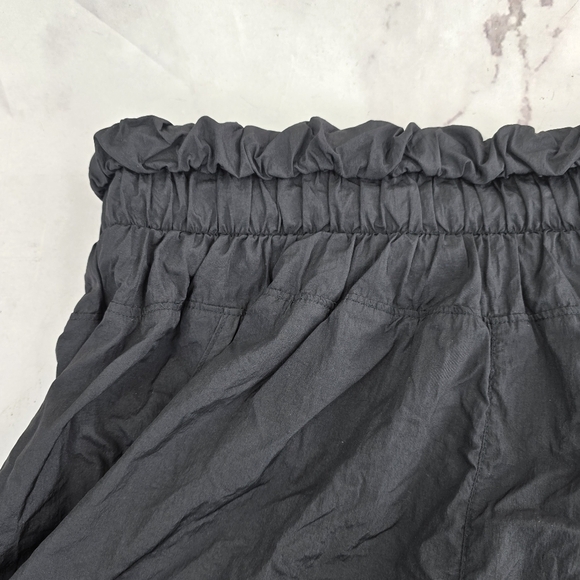 Free People Shorts Womens Medium Black Running Lined Pink 3 Inch High Rise - Picture 2 of 11